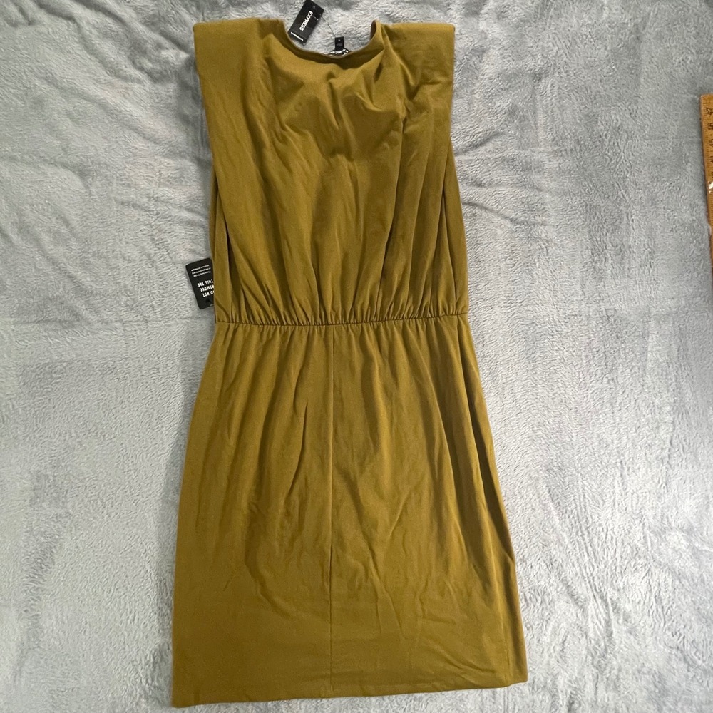 NWT Express‎ Olive Green Shoulder Pad Midi Dress Size M Elastic Waist - Picture 2 of 10